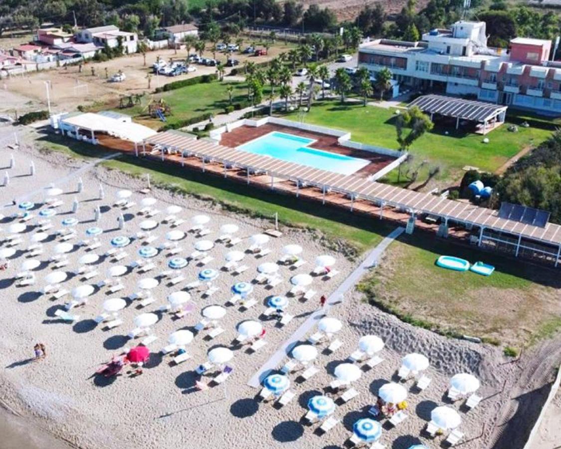 Sunrise Accessible Resort Battipaglia Extérieur photo
