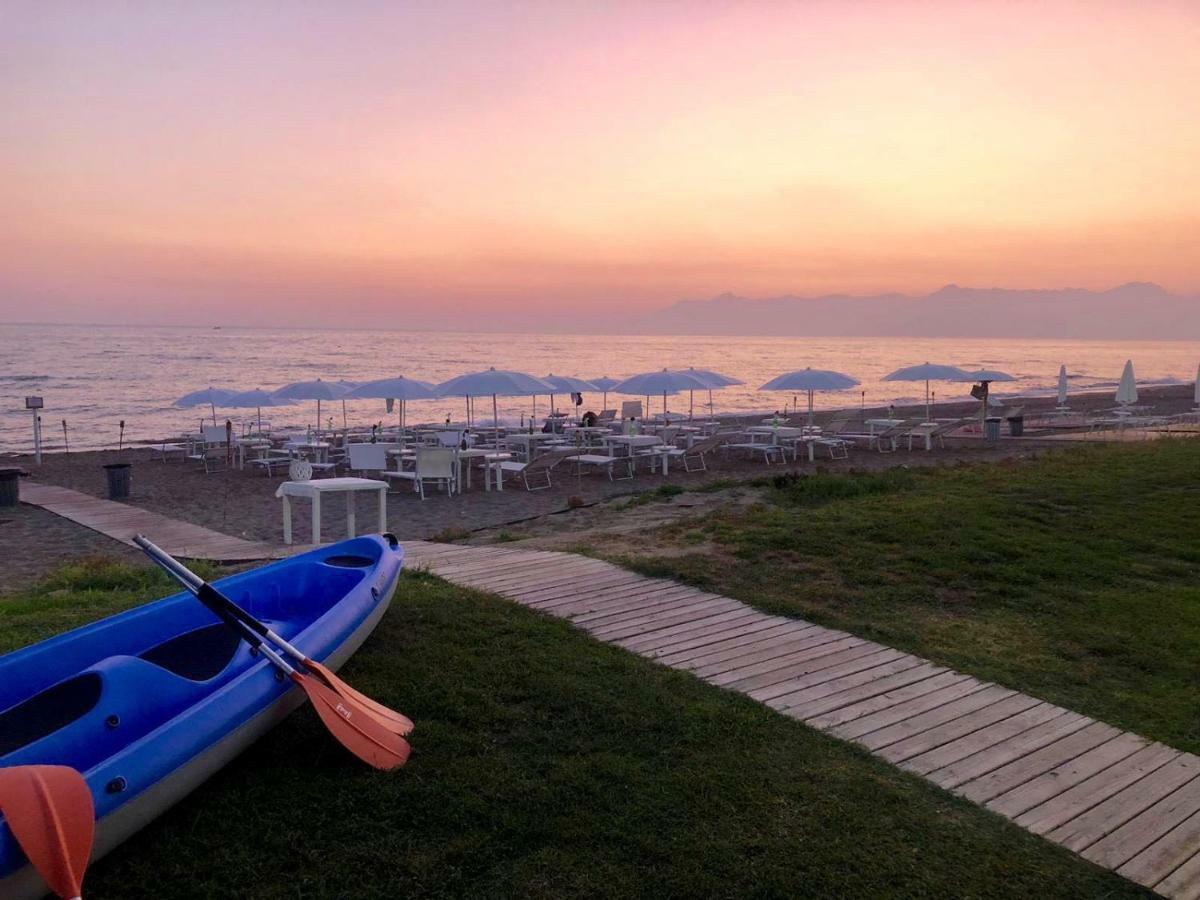 Sunrise Accessible Resort Battipaglia Extérieur photo